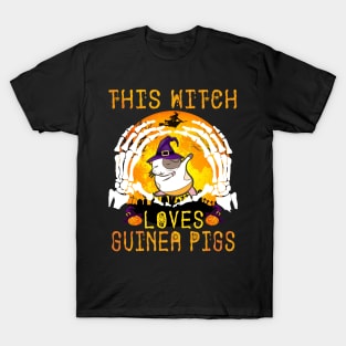 This Witch Loves Guinea Pigs Halloween (143) T-Shirt